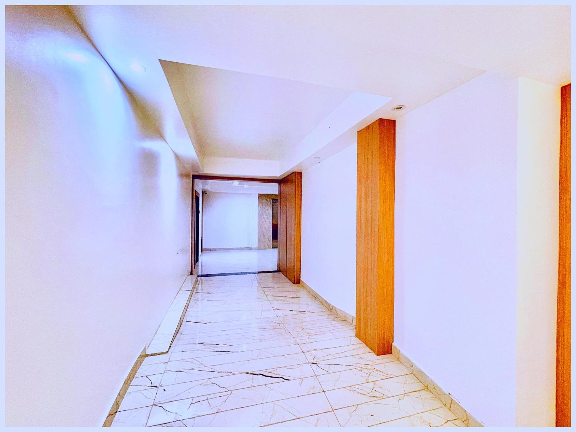 Premium Hotel Ujjain - G A R I M A - Near Mahakal Temple And Rivar - Railway Station - Hygiene & Spacious Room - With Wifi- And Parking Facilities - Best Hotel In Ujjain Eksteriør billede