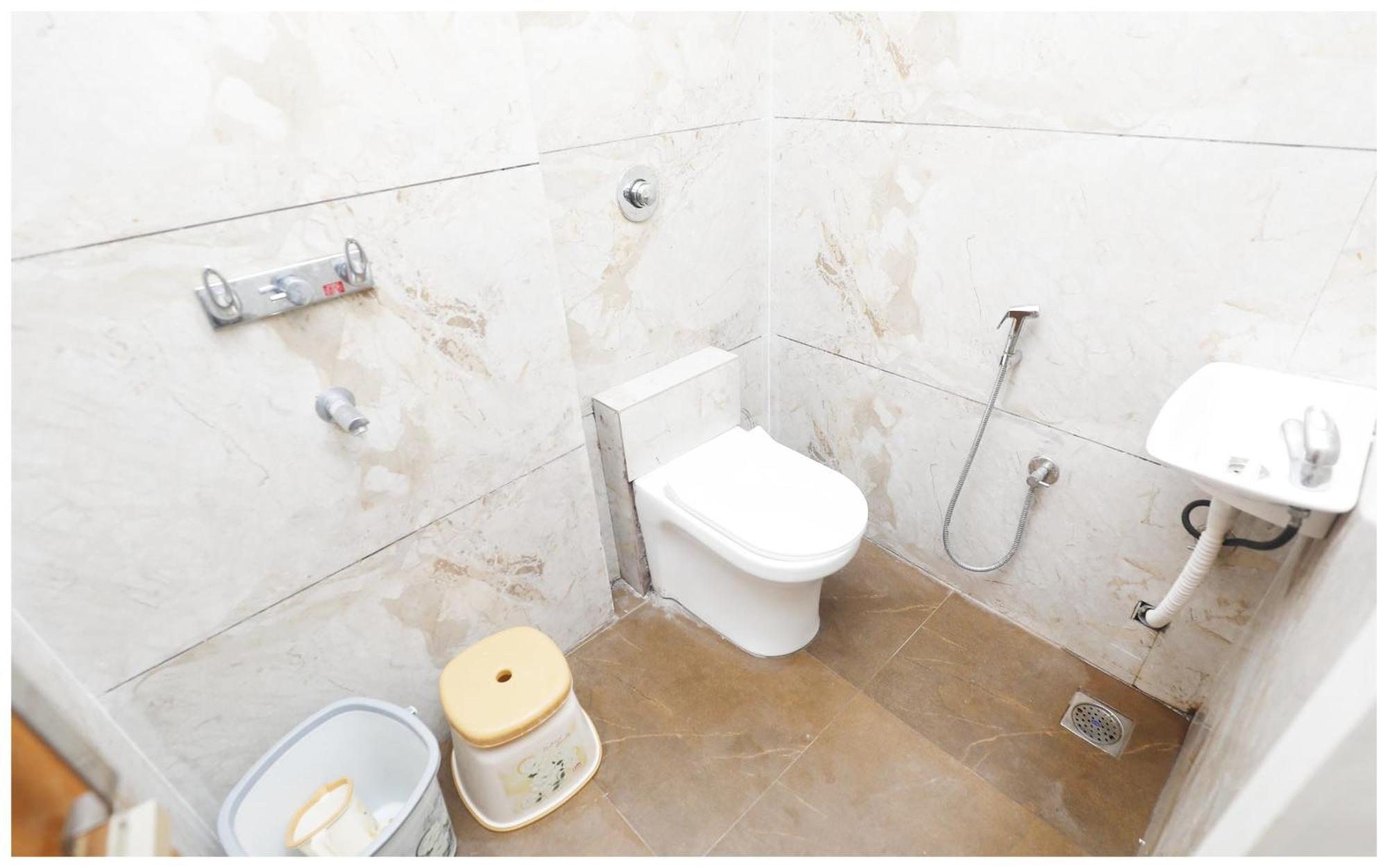 Premium Hotel Ujjain - G A R I M A - Near Mahakal Temple And Rivar - Railway Station - Hygiene & Spacious Room - With Wifi- And Parking Facilities - Best Hotel In Ujjain Eksteriør billede